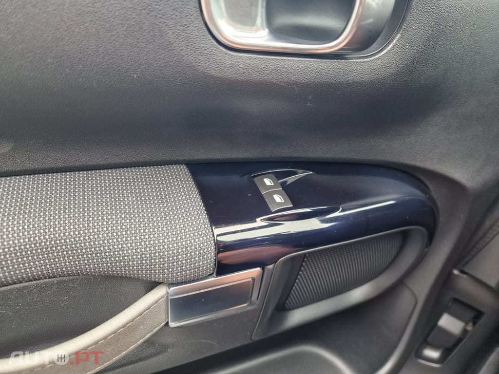 Citroen C4 Cactus 1.6 BlueHDi Shine
