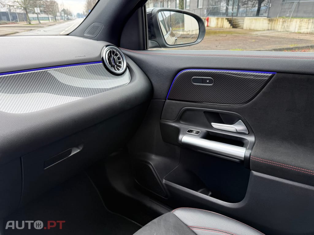 Mercedes-Benz GLA 180 d AMG Line