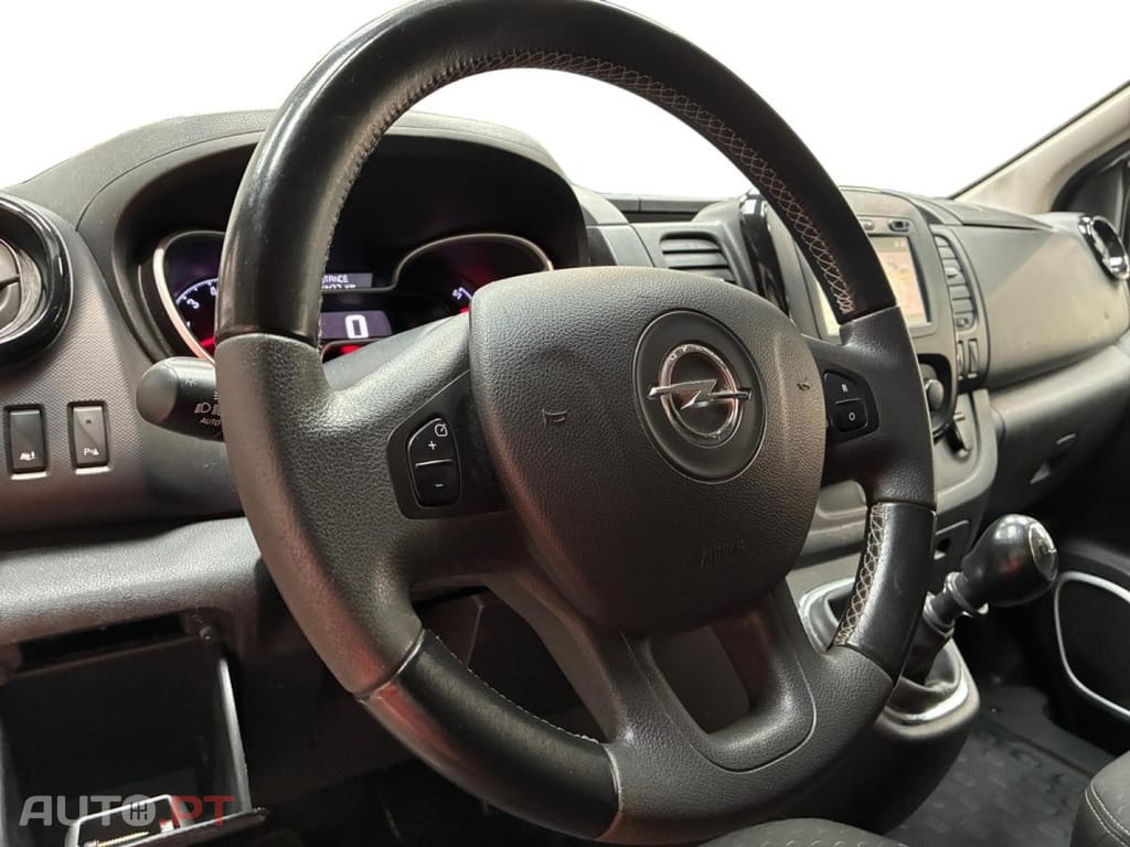 Opel Vivaro 1.6 CDTi L2H1 2.9T Bi-Turbo Design Edition