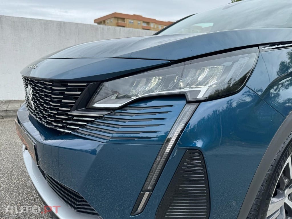 Peugeot 3008 1.6 Hybrid Allure Pack e-EAT8