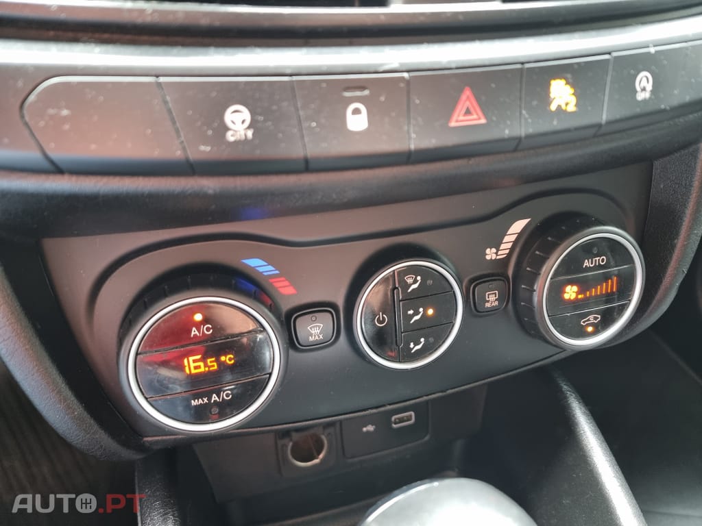 Fiat Tipo 1.6 M-Jet Lounge DCT