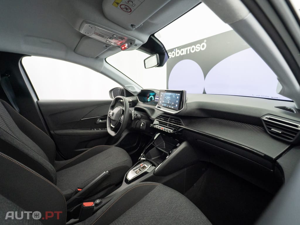Peugeot 208 1.2 Hybrid SE Style e-DCS6