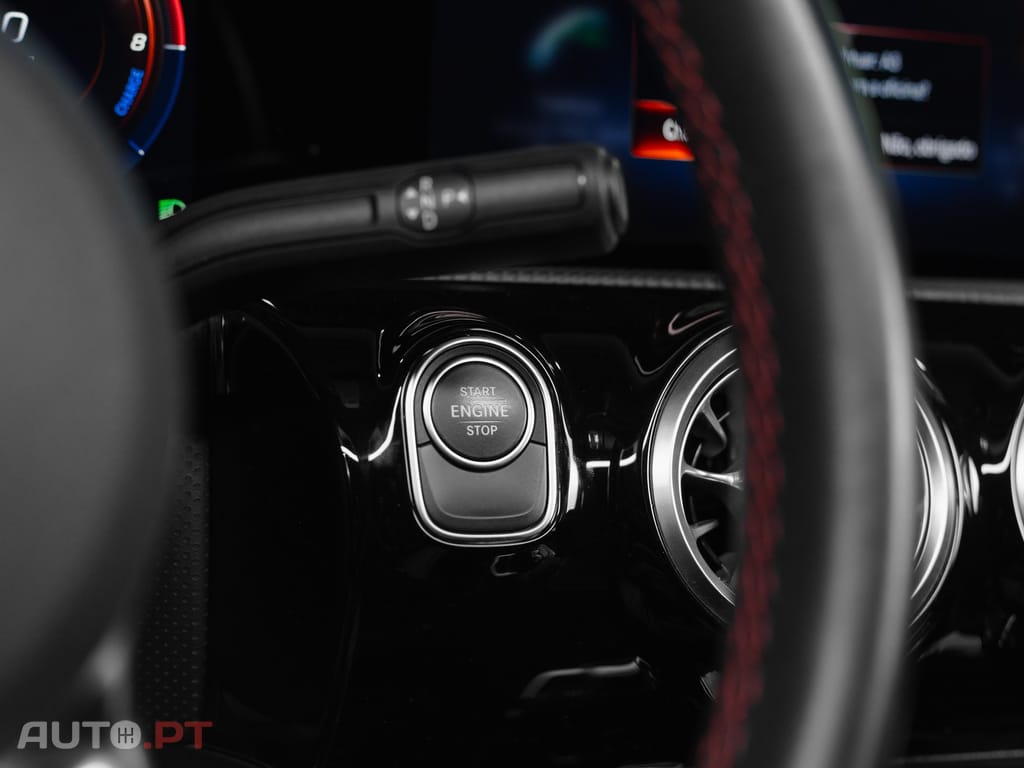 Mercedes-Benz CLA 250 e Shooting Brake AMG Line