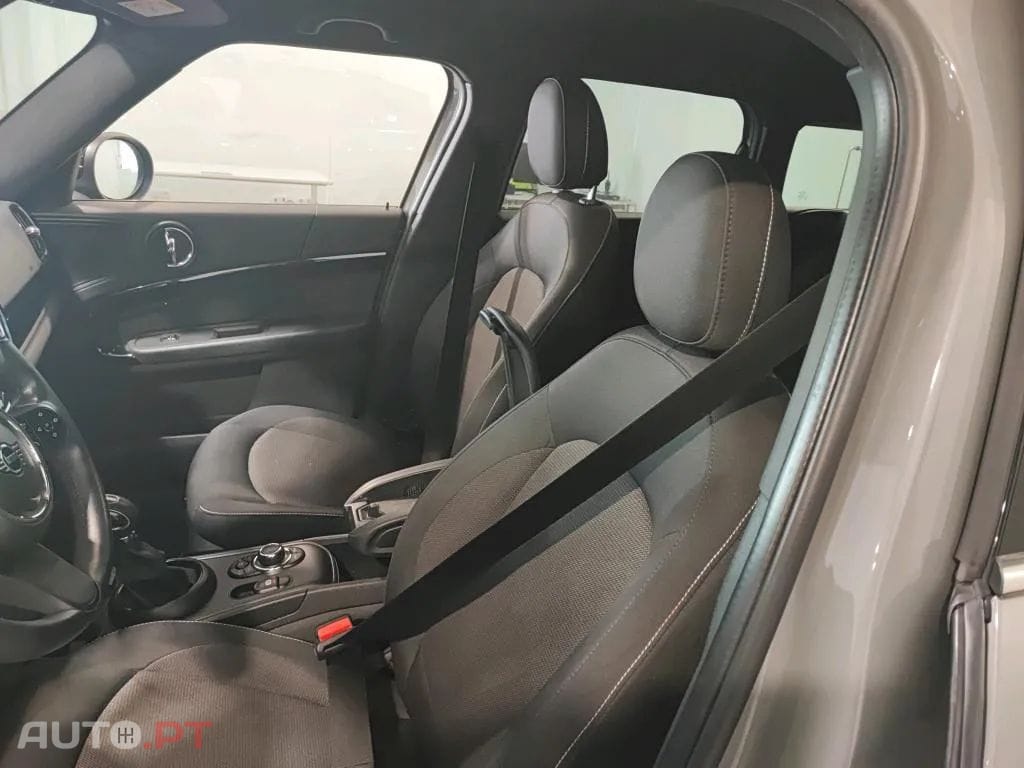 MINI Countryman Cooper SE ALL4 Auto