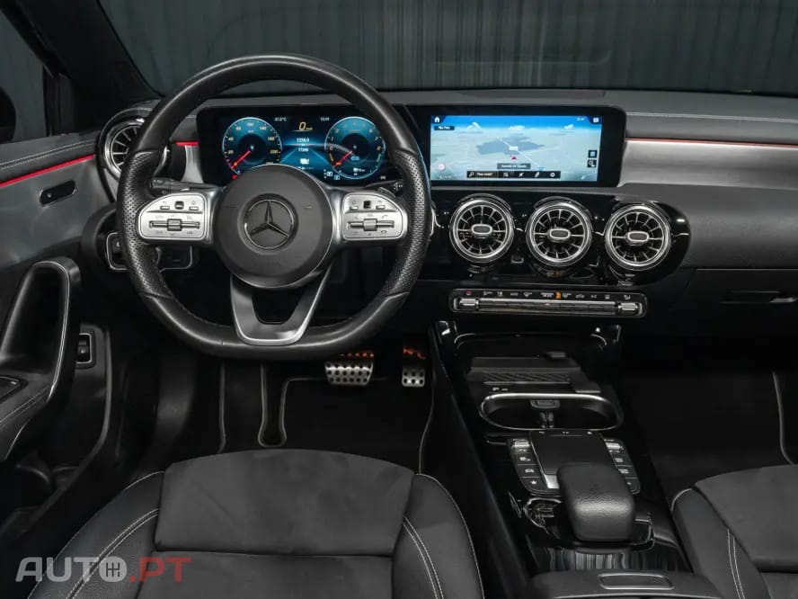 Mercedes-Benz A 250 e 8G-DCT AMG Line