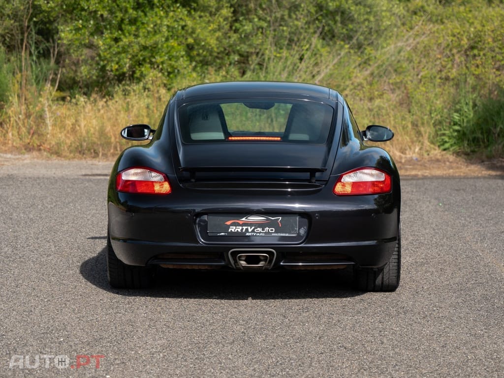 Porsche Cayman 2.7