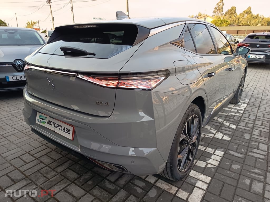 DS DS4 1.2 PureTech Rivoli EAT8