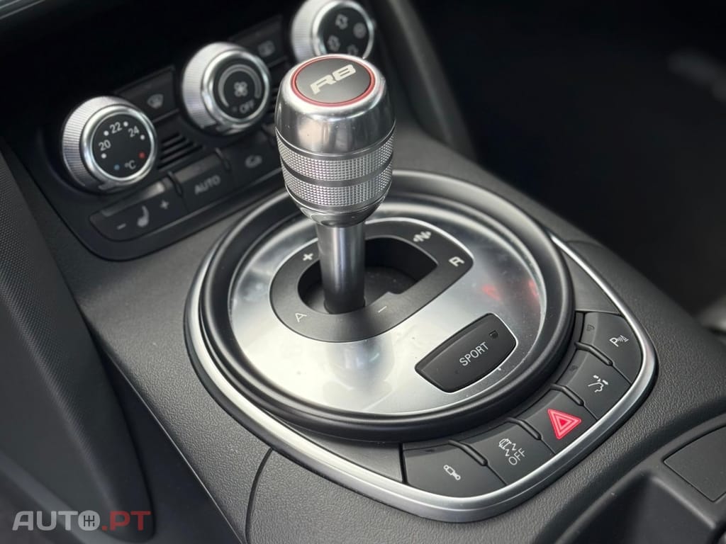 Audi R8 5.2 FSI quattro S tronic