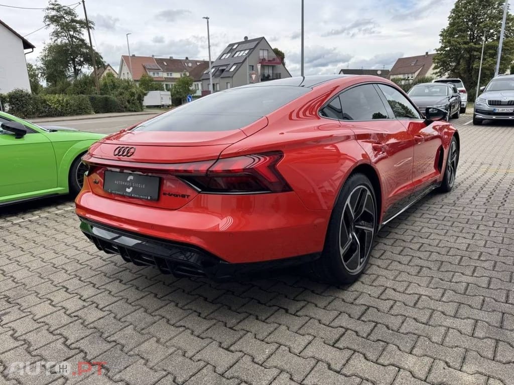 Audi RS E-Tron GT quattro