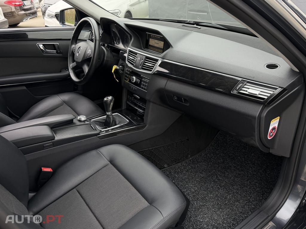 Mercedes-Benz E 250 BlueTEC Avantgarde