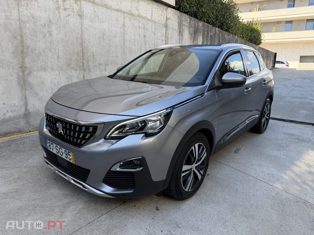 Peugeot 3008 1.2 PureTech Allure J18