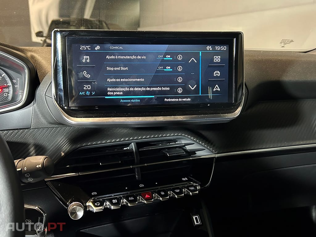 Peugeot 2008 1.2 PureTech Active Pack