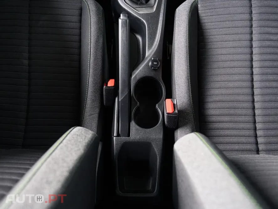 Peugeot 2008 1.2 PureTech Style