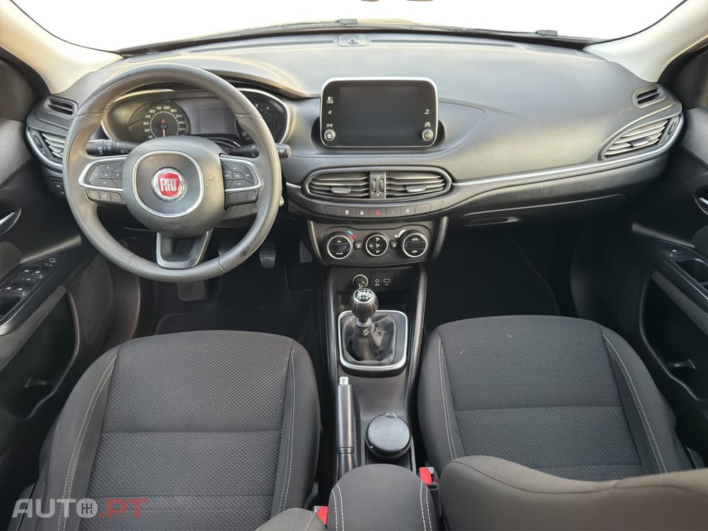 Fiat Tipo 1.6 M-Jet Lounge