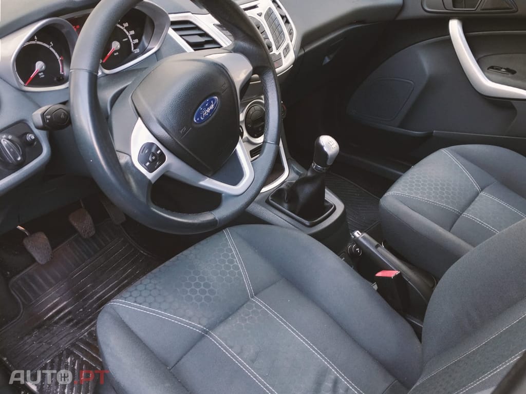 Ford Fiesta Titanium