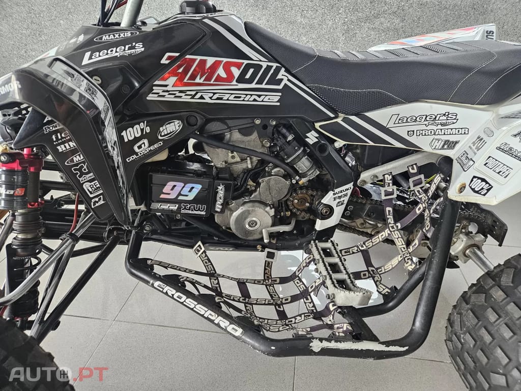 Suzuki LT-R S