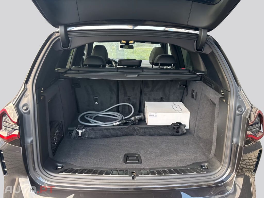 BMW iX3 Inspiring M-SPORT  I.V.A DEDUTÍVEL 