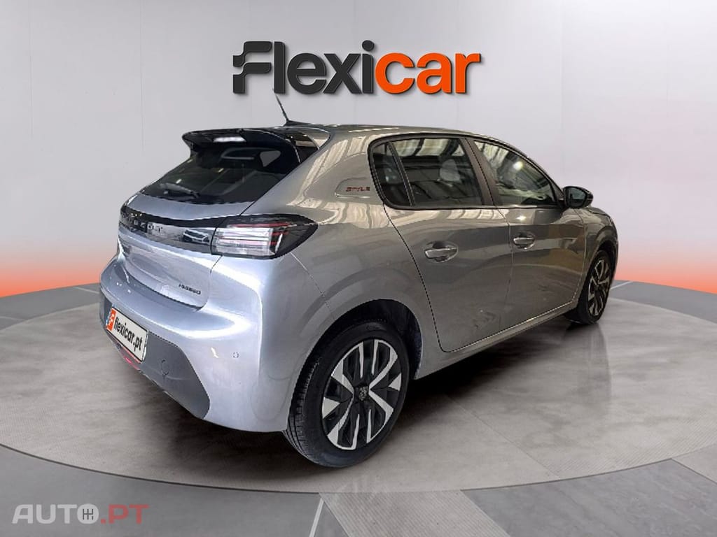 Peugeot 208 1.2 Hybrid Style e-DCS6