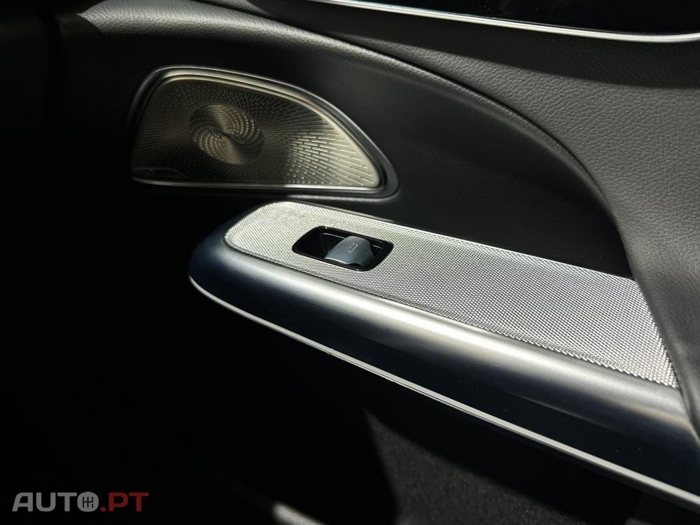 Mercedes-Benz E 300 de 4Matic 9G-TRONIC AMG Line