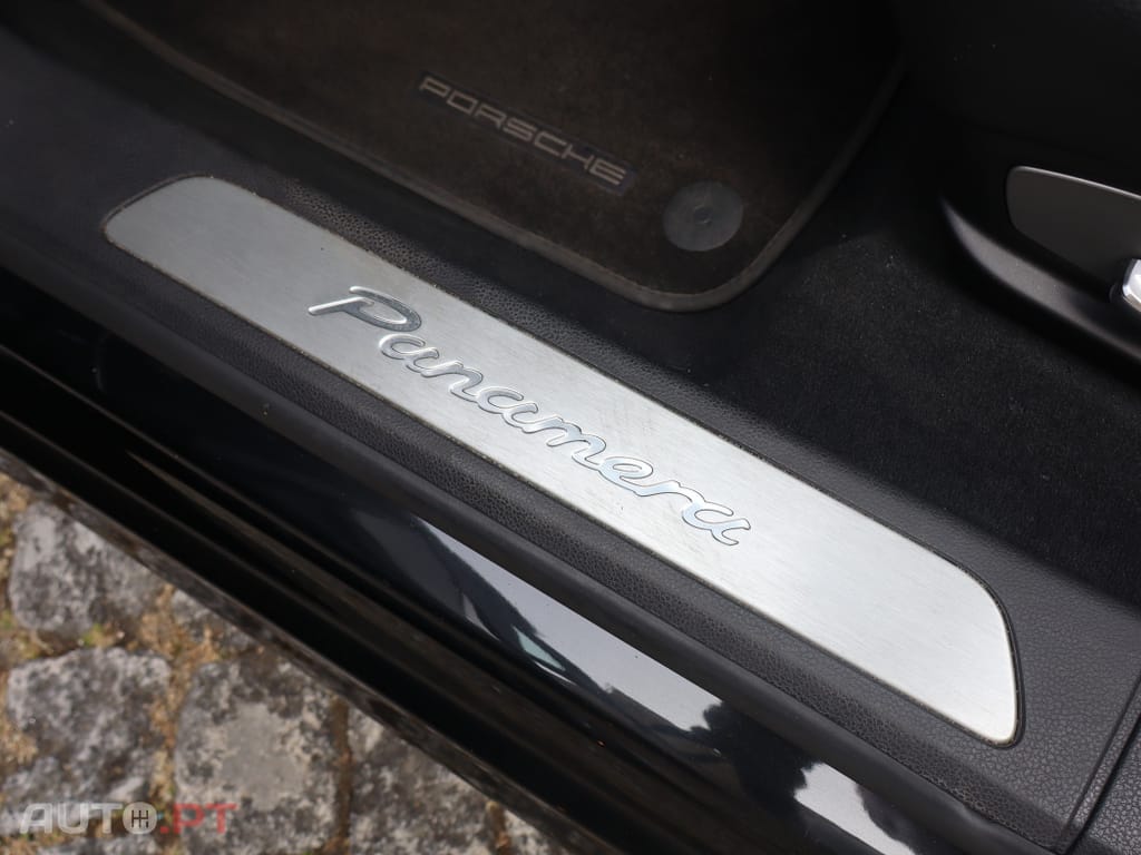 Porsche Panamera Platinum Edition