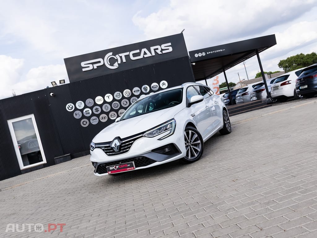 Renault Mégane Sport Tourer 1.5 Blue dCi R.S. Line EDC