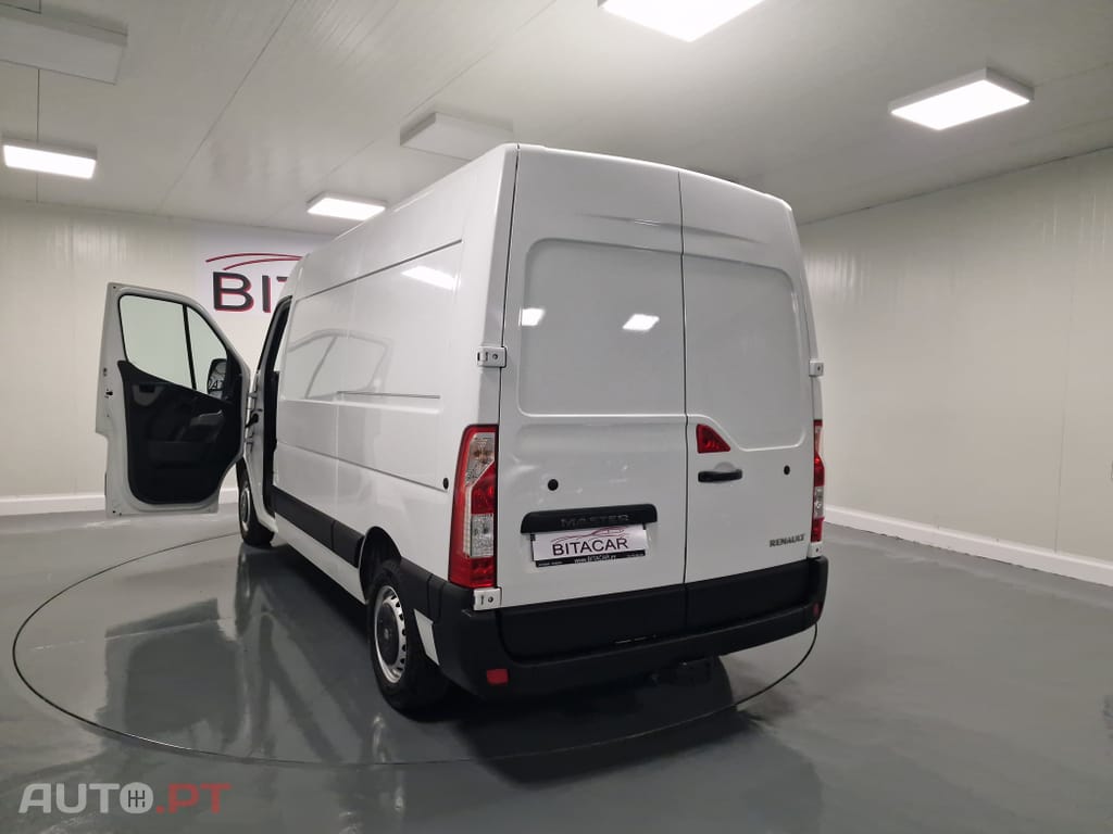 Renault Master 2.3 dCi L2H2 3.3T 130CV IVA DEDUTIVEL