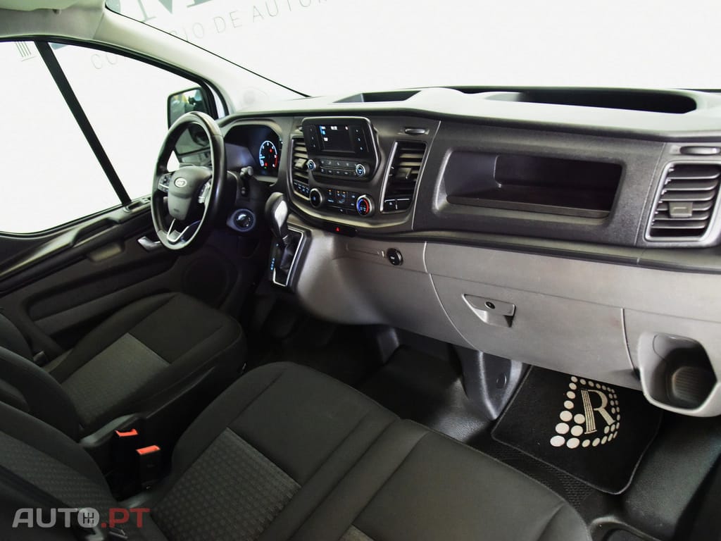 Ford Transit Custom 280L1 2.0 TDCi H1-Tecto Baixo Trend Aut.