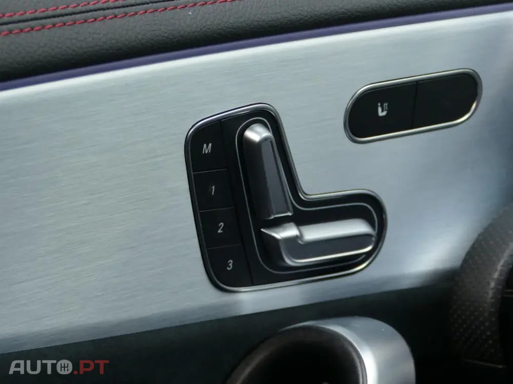 Mercedes-Benz CLA 250 e Shooting Brake AMG Line