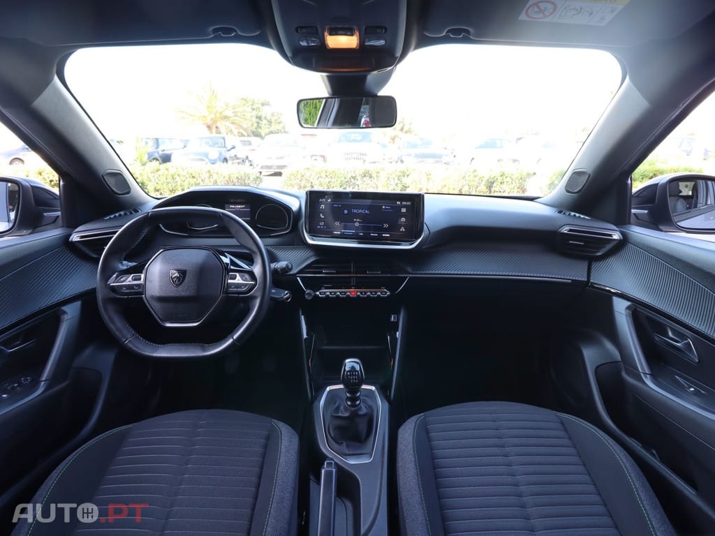Peugeot 2008 1.2 PureTech Active