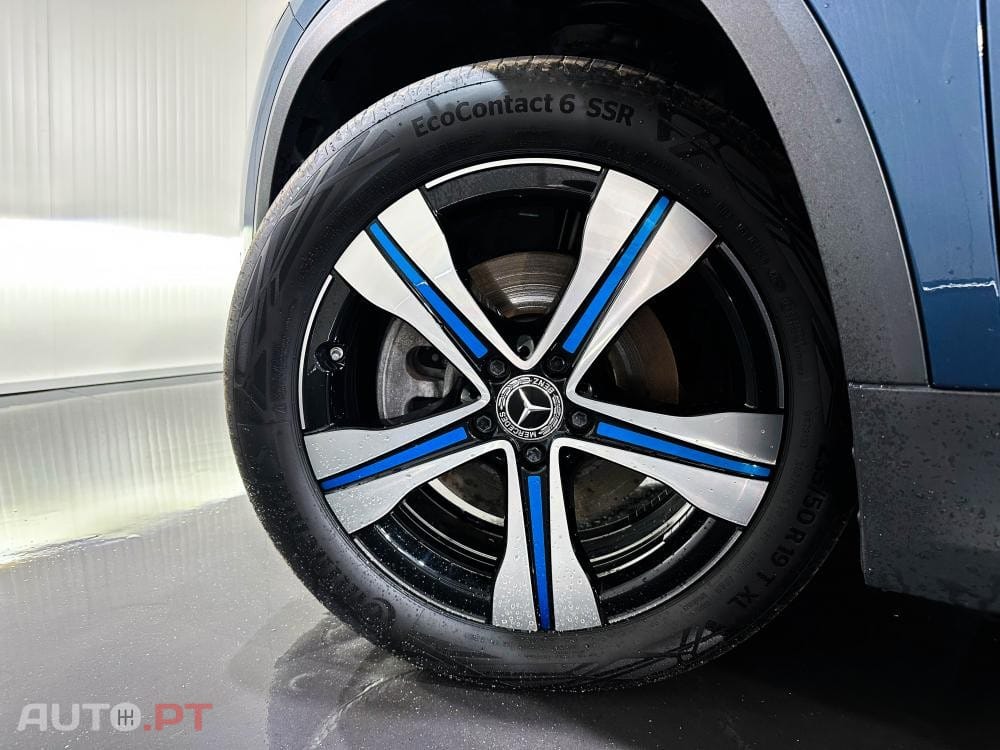 Mercedes-Benz EQA 250+ Electric Art