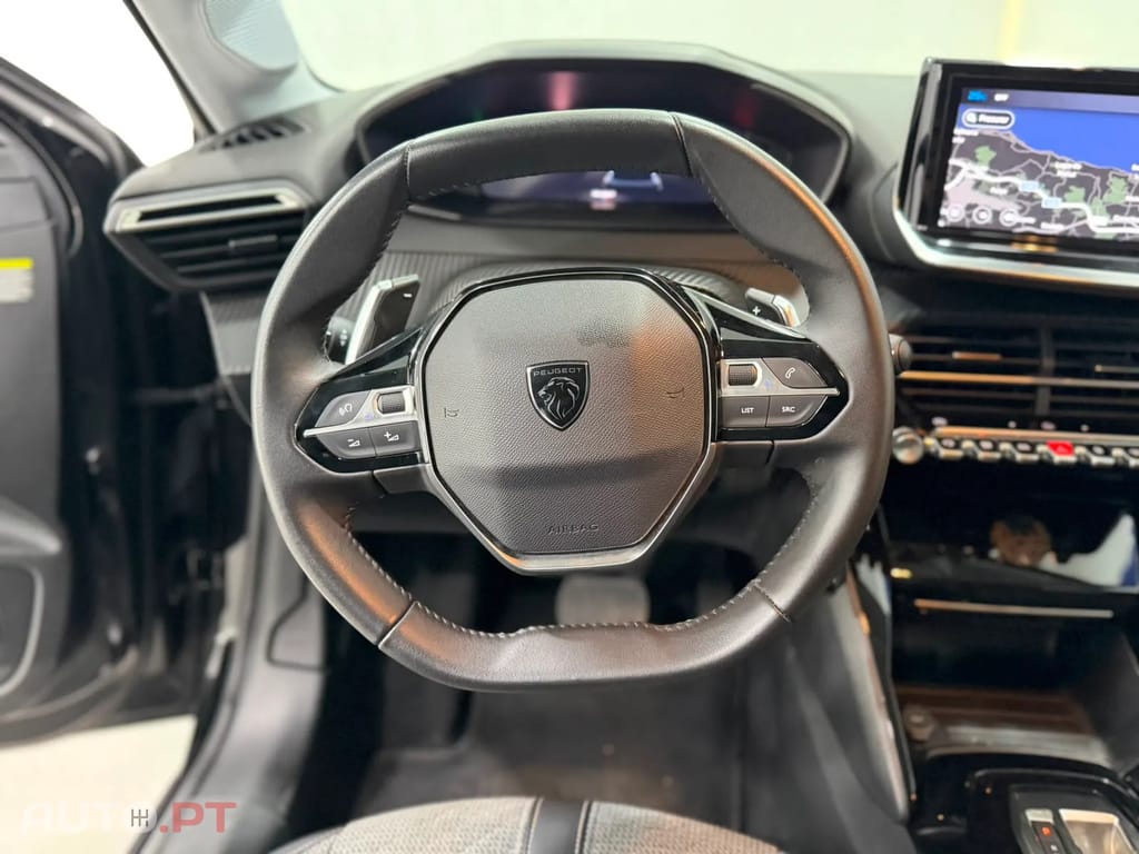 Peugeot 208 Pure tech ALLURE