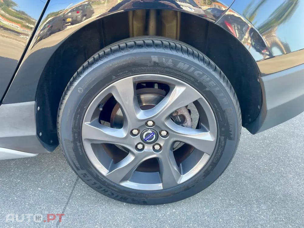 Volvo V40 Cross Country 1.6 D2 Momentum