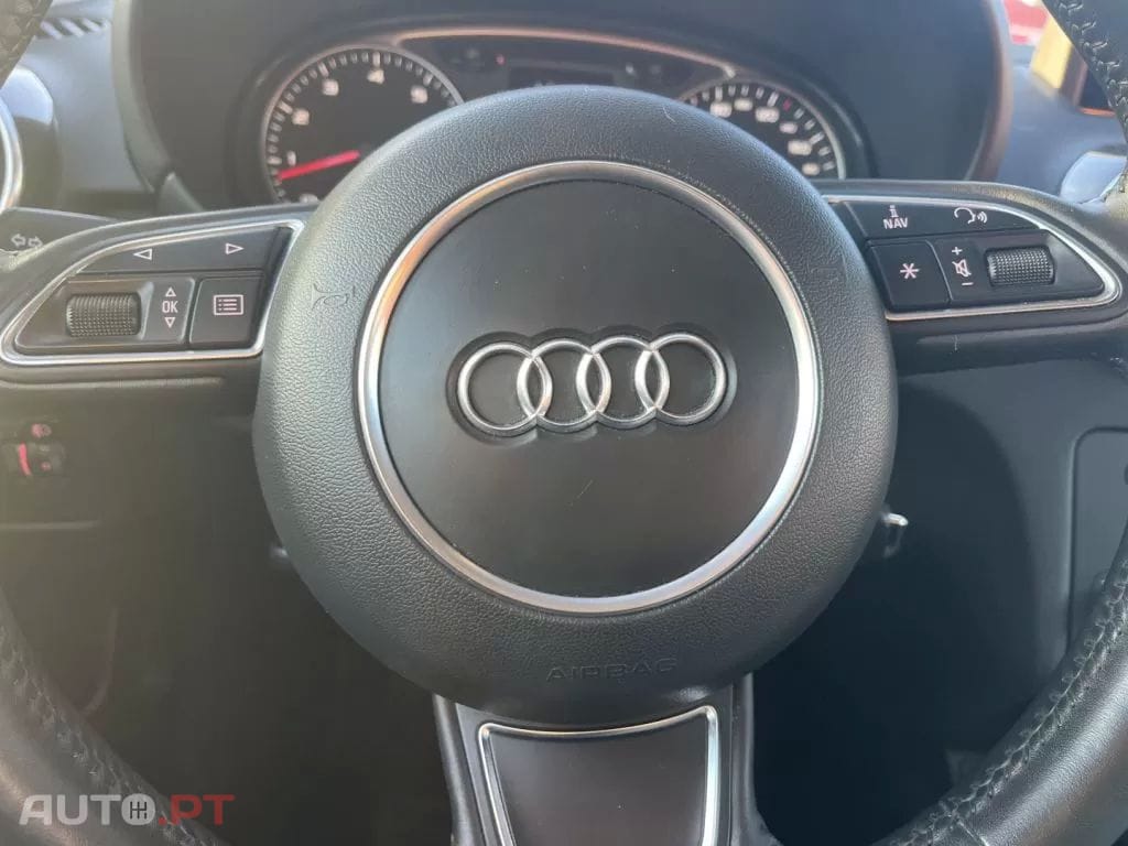 Audi A1 1.2 TFSI S line edition