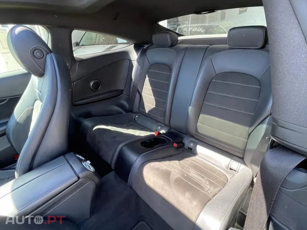 Mercedes-Benz C 220 d 9G-TRONIC AMG Line