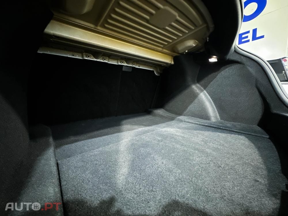 Tesla Model 3 Standard Range Plus RWD