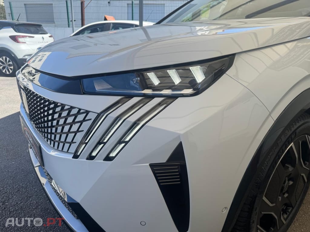 Peugeot E-3008 73 kWh GT