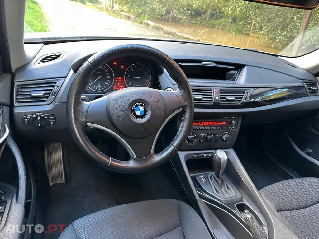 BMW X1 18 d xDrive Auto