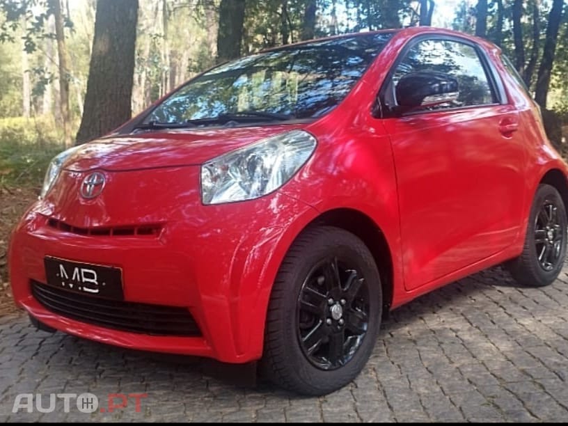 Toyota iQ 1.0 +