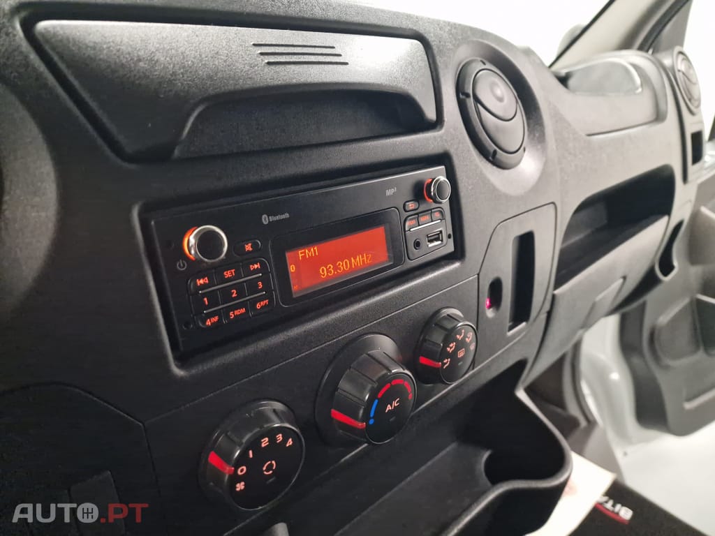Renault Master 2.3 dCi L2H2 3.3T 130CV IVA DEDUTIVEL