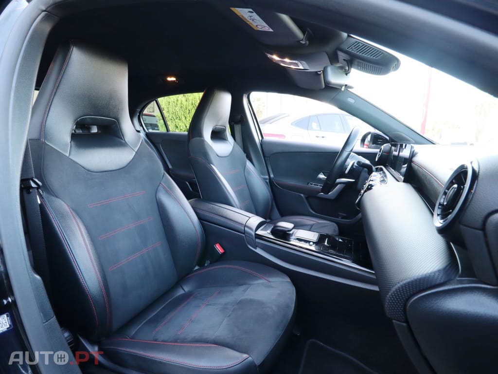 Mercedes-Benz A 180 d AMG Line Aut. — fotografia 10