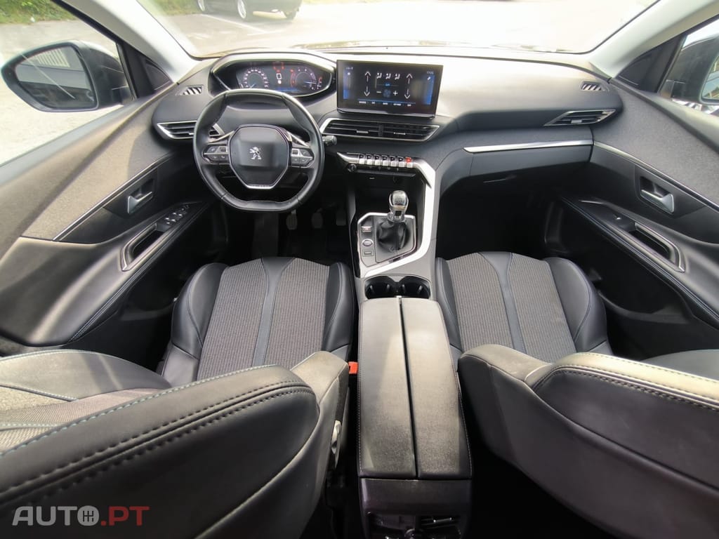 Peugeot 3008 1.5 BlueHDi Allure Pack