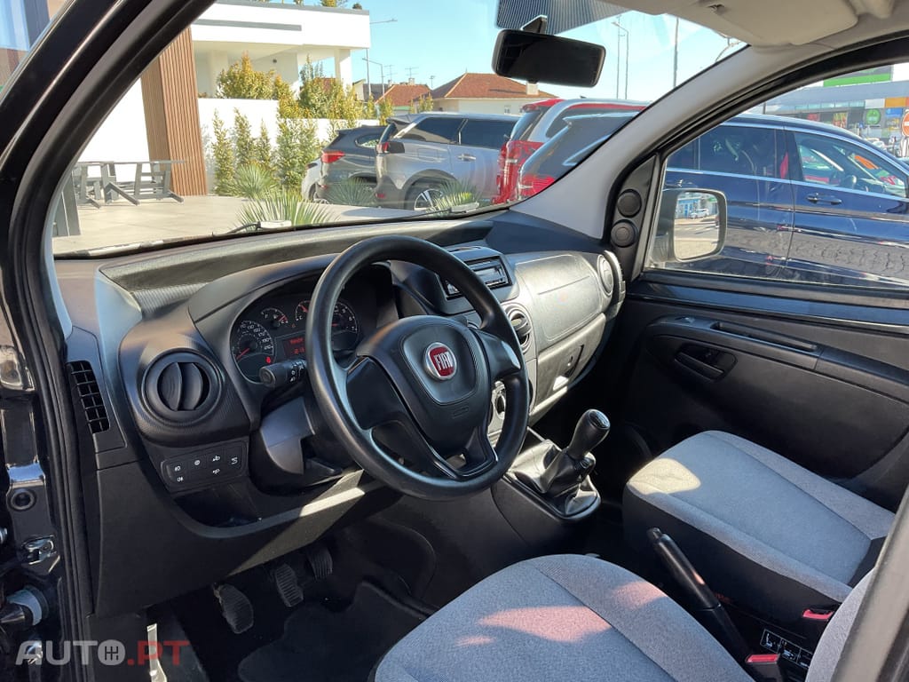 Fiat Fiorino 1.3 M-jet Adventure com 1GD
