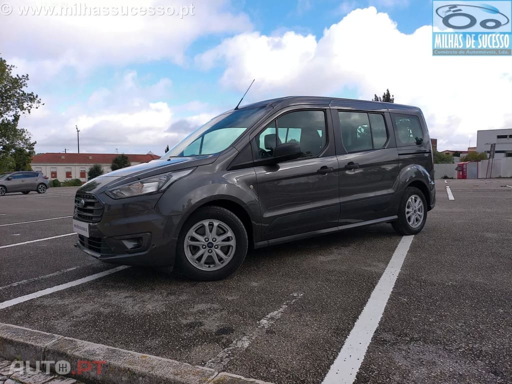 Ford Tourneo Grand 1.5 TDCi Active