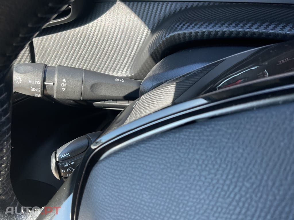 Peugeot 2008 1.5 BlueHDi Active