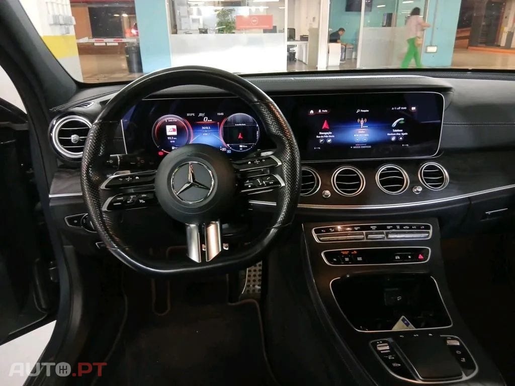 Mercedes-Benz E 300 de AMG Line