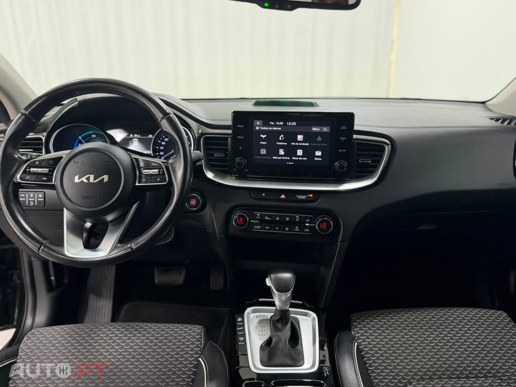 Kia Xceed 1.6 GDi PHEV Drive