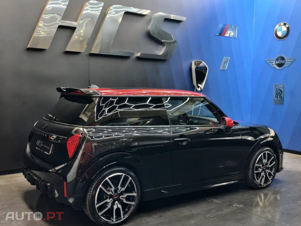 MINI Cooper Cooper S JCW M