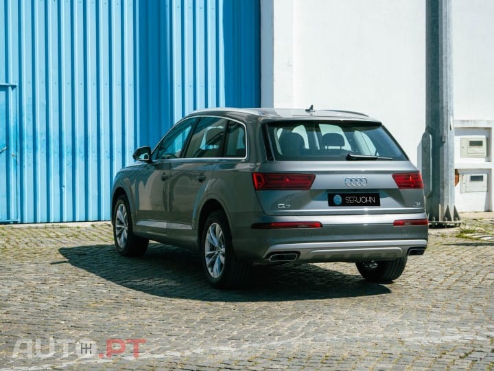 Audi Q7 3.0 TDi quattro Tiptronic 7L