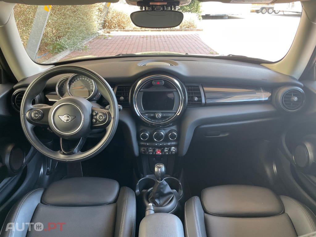 MINI Cooper Outro