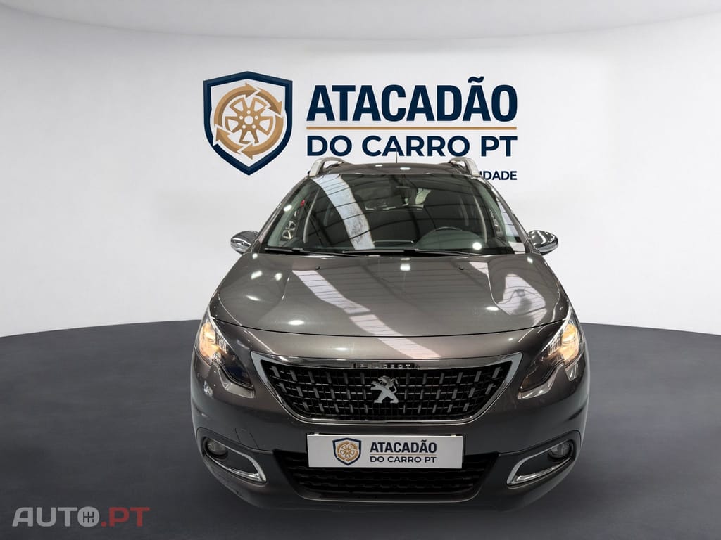 Peugeot 2008 1.2 e-VTi Style